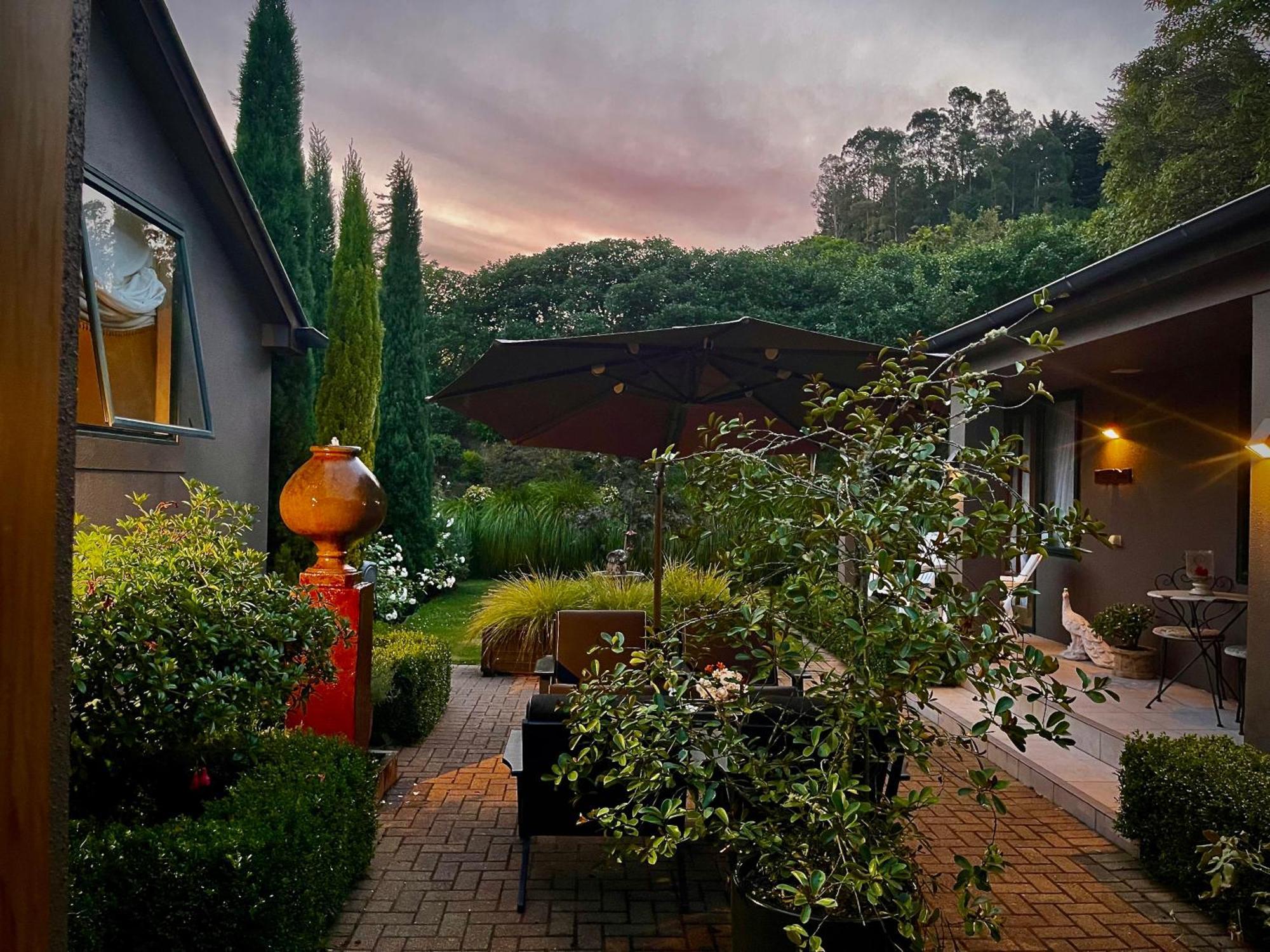 The Flying Trout Boutique Lodge Lago Lago Taupo Exterior foto