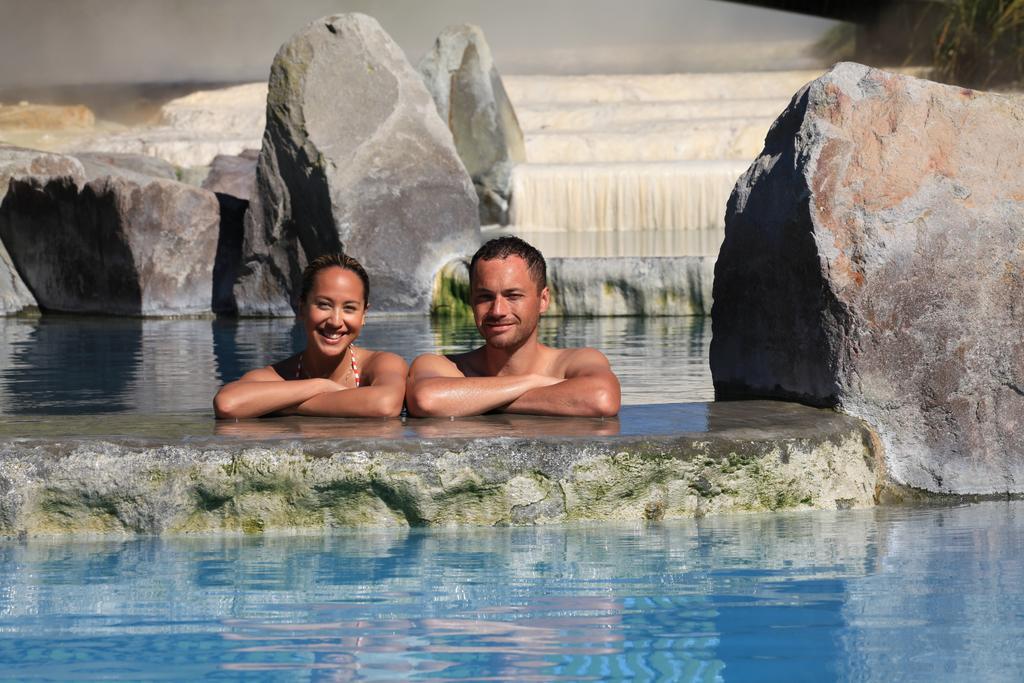 The Flying Trout Boutique Lodge Lago Lago Taupo Exterior foto