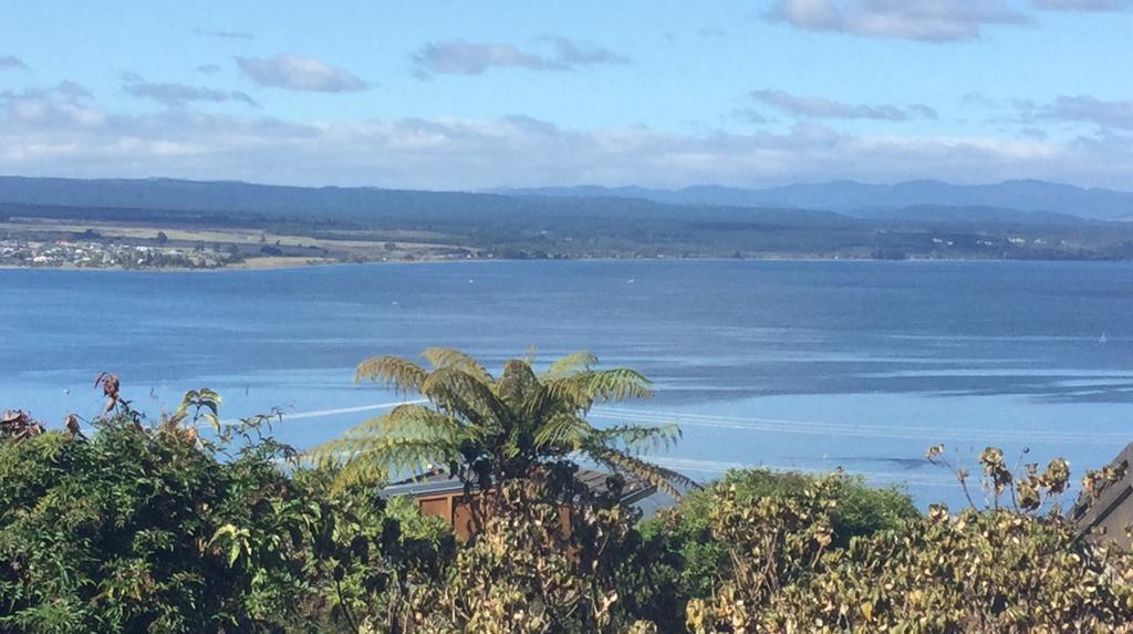 The Flying Trout Boutique Lodge Lago Lago Taupo Exterior foto